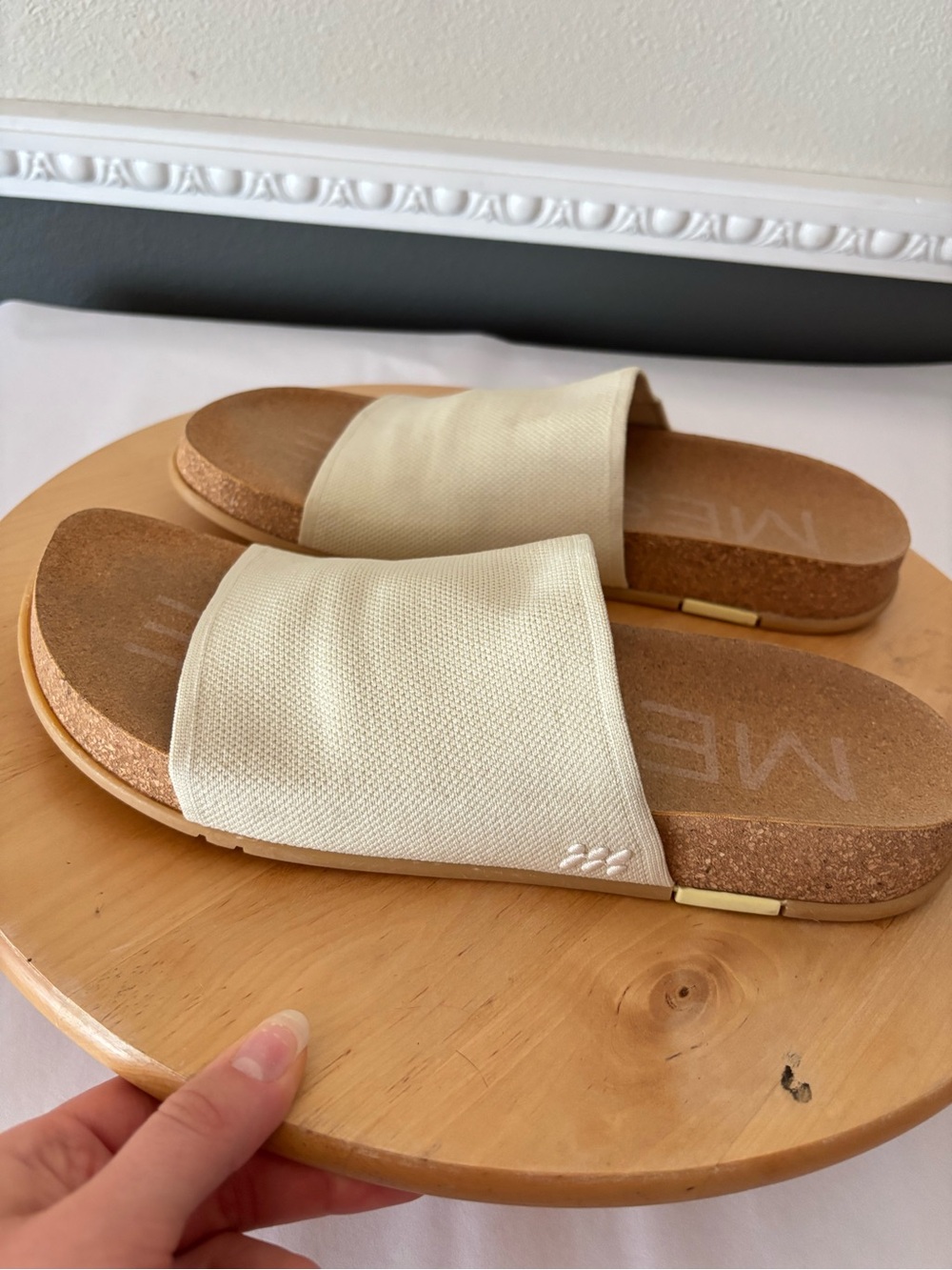 Message Shaw Cream Slide Sandals with Cork Footbed Size 10 - Picture 7 of 10